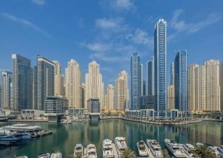Luxury 3BR Gem in the Heart of Dubai Marina - 3