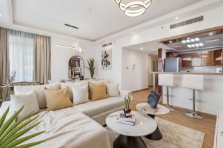 Luxury 3BR Gem in the Heart of Dubai Marina - 2