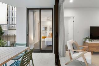 The Cosmopolitan Suite - Maroochydore - 2