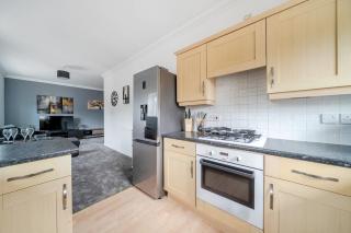 MODERN 2 BED APARTMENT LOCATED CHINEHAM BUSINESS PARK with FREE PARKING, WIFI, NETFLIX BY AI ESTATE GROUP - Basingstoke - 3