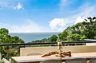 Villa Essencia - Luxurious 4br, Gated, Private, Pool - Yaroomba - 0