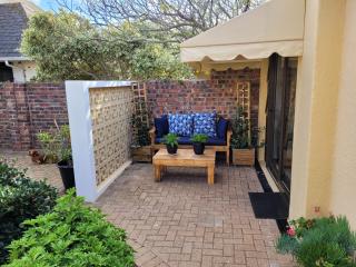 Cowes Cottage - Fish Hoek - 7