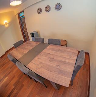 Valley Arcade Towers 3br With Dsq - 0