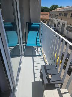 Appartement climatisé avec balcon,wifi, proche remparts - Avignone - 9
