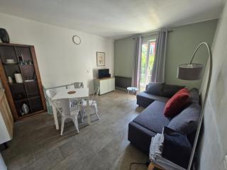 Appartement 4 personnes proche Paris et de la station Aérobus Paris-Beauvais - Pierrefitte-sur-Seine - 0