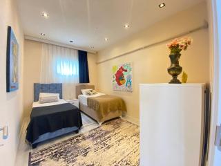 Stylish 2BR Apt Lagoon Views Beach - Bogazici - 7