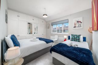 Ultra Luxury House London Garden next to River Thames free parking - Londra - 6