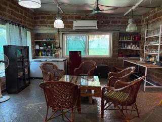 3Amigos Farm Resort - - 9