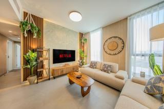 2BR tree house of Al Jada by BlueCloud holidays - Sharjah - 9