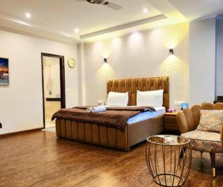 The Chefs Luxury condo - Gurgaon - 0