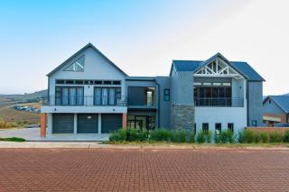 Mi Casa Su Casa Dullstroom luxury family Villa 12 sleeper - Dullstroom - 0