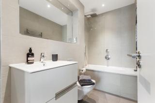 Mallside Meadows - Hot Tub, Games Room, Garden - New Southgate - 1