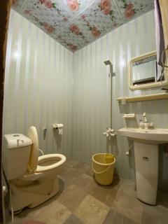 Lake Lodge Phander - - 4