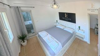 Elysian Luxury Suite N1 - Flogita - 6