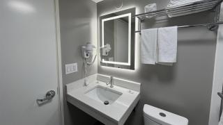 Motel 6 Rockford, IL – RFD Airport - Rockford - 2