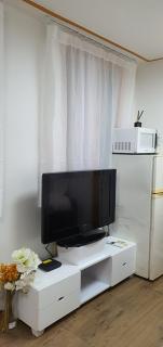 Best Location in Seoul 1 - 1min to Bangbae station, 1min to Airport Bus, Private room with kitchen - 4