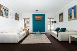 Haven Home Art Spring - Narre Warren - 6