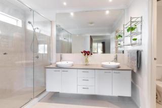 Haven Home Art Spring - Narre Warren - 1