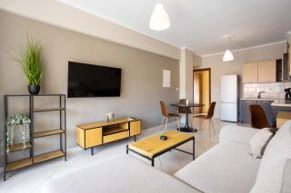 Kalamata City Nest - Ypapanti Cozy & Bright Getaway - Kalamata - 3