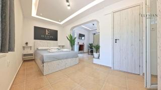 Elysian Luxury Suite N2 - Flogita - 9