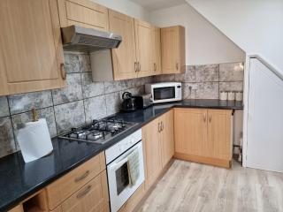Entire 3 bedroom home with Parking in Welling, London, UK - 6