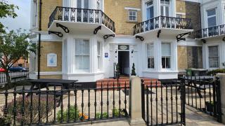 Seahorse Guest House - Southtown - 6