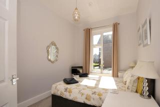 Loveliest Homes Paignton - Sea Front location with parking - Paignton - 4