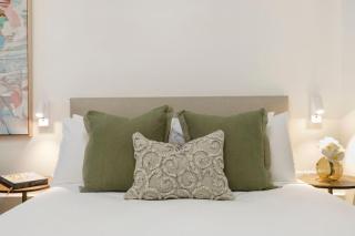 Darling Point Studio with Rooftop Harbour Views - 2