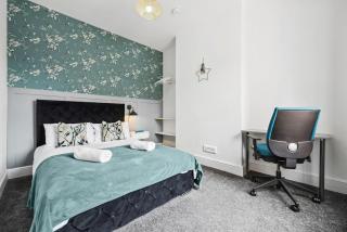 Luxury 3 Bedroom House, Save Big, Wi-Fi, Free Parking, Sleeps 5 - Dallington - 4