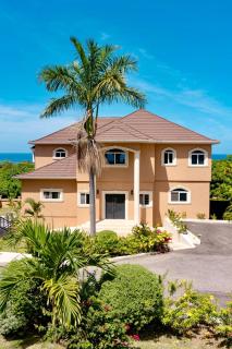Seaview Penthouse Retreat 4 Beds 3 Baths Stay - 0