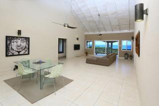 Spacious 4 Bedroom Penthouse Stunning sea views! - Whitehouse - 5