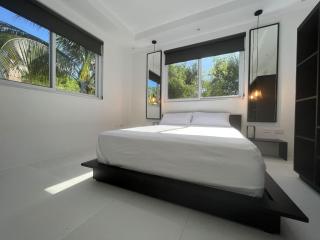 Luxury Modern Villa Pool& view - Whitehouse - 1