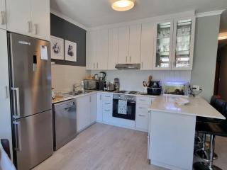 At Leisure Apartment 2 - Stellenbosch - 4