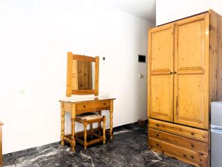 Lenitsa Central Parga Rooms - 1