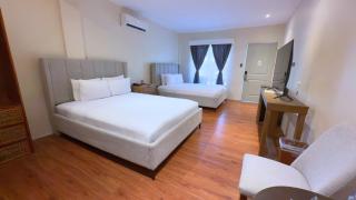 Whiterock Beach Hotel and Waterpark - Subic - 7