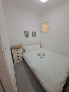 Garden apartment in Neot Golf, with sea view - H̱efẕi Bah - 8