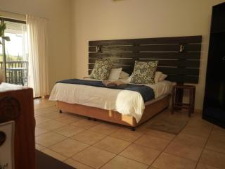 Mazuri Bush Cottages - 1