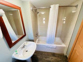 Bestway Motel - Windsor - 1
