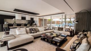 Deluxe Ocean Feels Villa in Flamands Beach - 5