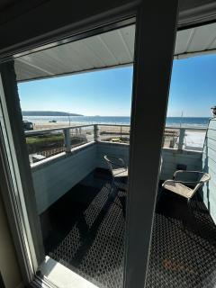 Rwts Rooms & Resto - Broad Haven - 6