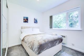 Comfy Bungalow Virginia Water Near Golf Club - Wentworth - 9