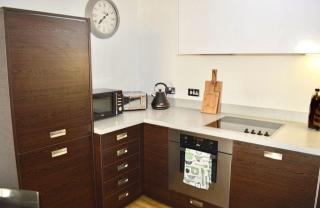 City Apartment - Walking distance to Mailbox - Birmingham - 9