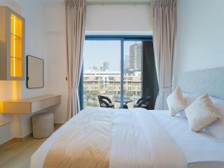 Stylish Stay with Top Amenities in JVC Luxe Haven - 2