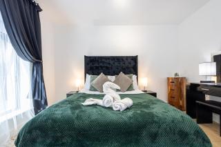 Stylish 2-Bed Apartment in Manchester City Centre - Manchester - 0