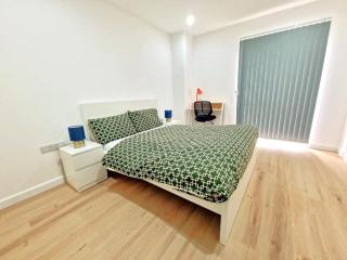 FlexiLux Stays - Luxury Brand New Apt L1B233 - 9