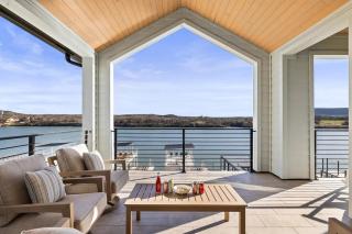 Wave on Wave Haus and Concierge Services - 2