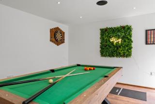 Spacious 5 BR Croydon Home with Game Room - Addington - 6