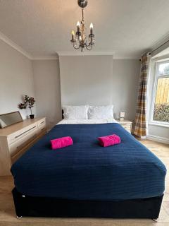 House on the Riverbank 3 bedrooms free parking - Boultham - 1