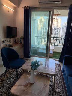 Elegant Escape 1bhk Studio Apartmnent - Noida - 4