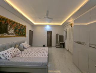 Shaikh Farmhouse - 5BHK Private Pool Villa - Jambhulpāda - 3